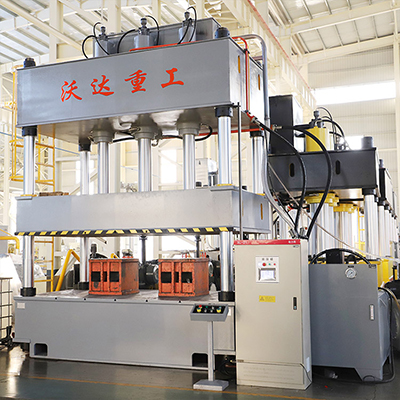 315噸汽車(chē)內飾件液壓機