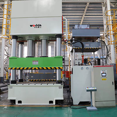 九腳塑料托盤(pán)液壓機_1000噸塑料托盤(pán)模壓機