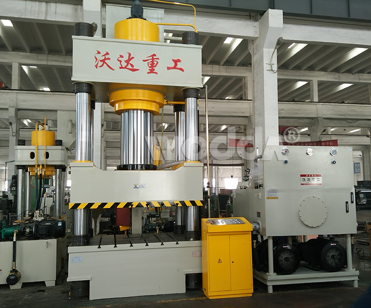 800噸三梁四柱液壓機多少錢(qián)？