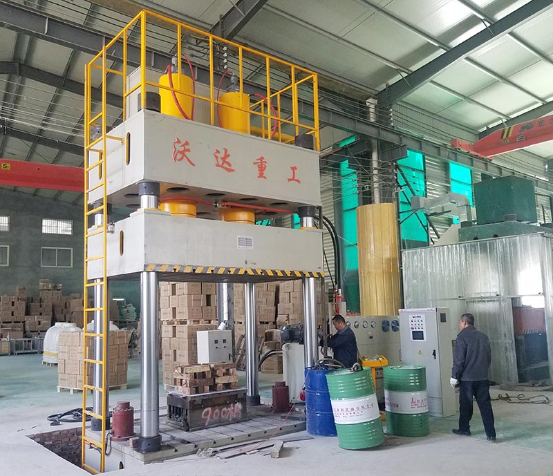 模壓玻璃鋼冷卻塔風(fēng)筒液壓機1500噸2000噸液壓機廠(chǎng)家