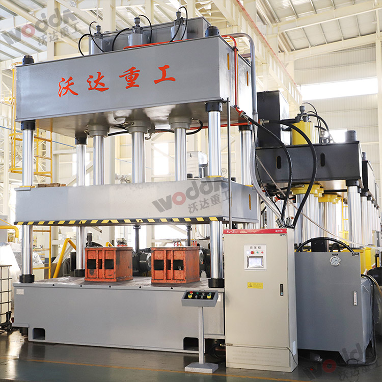 315噸四柱液壓機（熱壓汽車(chē)內飾件液壓機）