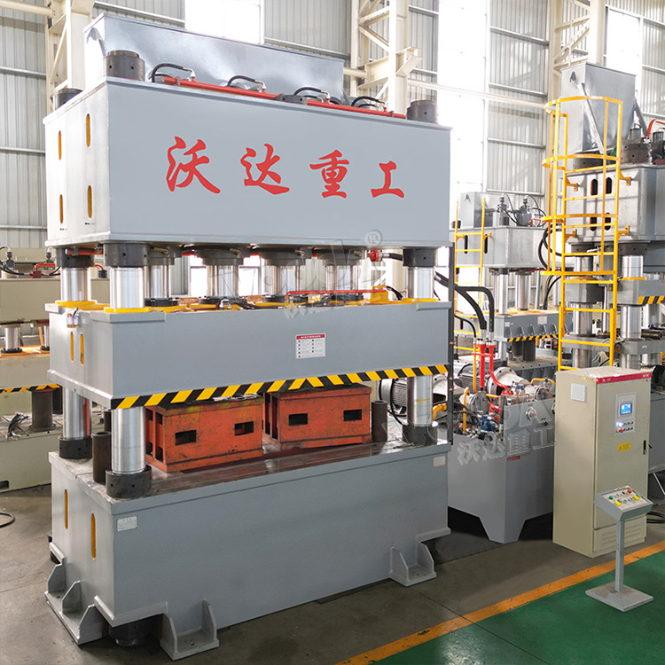800噸四柱液壓機車(chē)間現貨