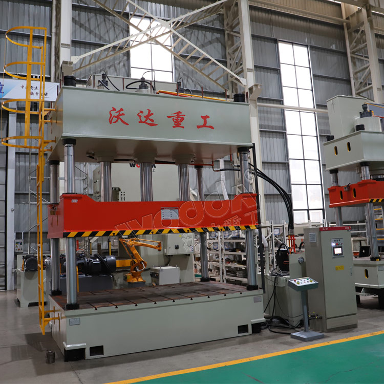 315噸汽車(chē)內飾件液壓機臺面2800*2000mm