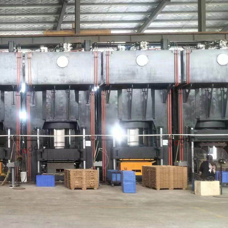1800噸木屑托盤(pán)成型液壓機（框架式液壓機）